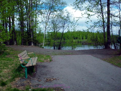 25 (University Lake)