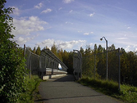 31 (Northern Lights Blvd)